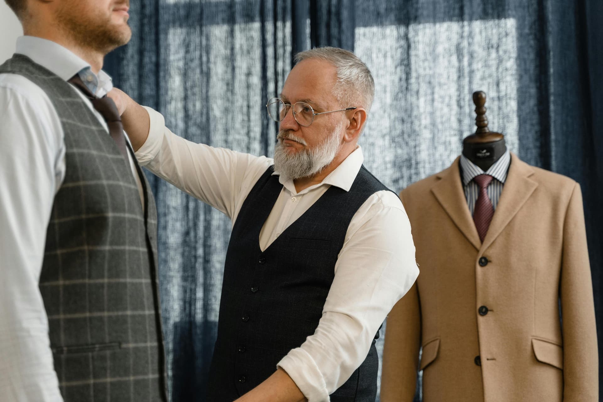 Master tailor at work